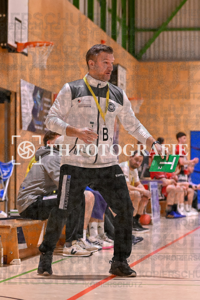 GER, SG Maulburg/Steinen - SG Koendringen/Teningen 2, Handball, Landesliga, 21. Spieltag, Saison 2023/2024, 23.03.2024 | Ivan Minarevic (SG Koendringen/Teningen 2, Trainer)

GER, SG Maulburg/Steinen - SG Koendringen/Teningen 2, Handball, Landesliga, 21. Spieltag, Saison 2023/2024, 23.03.2024

Foto: TH Fotografie/Thomas Hess