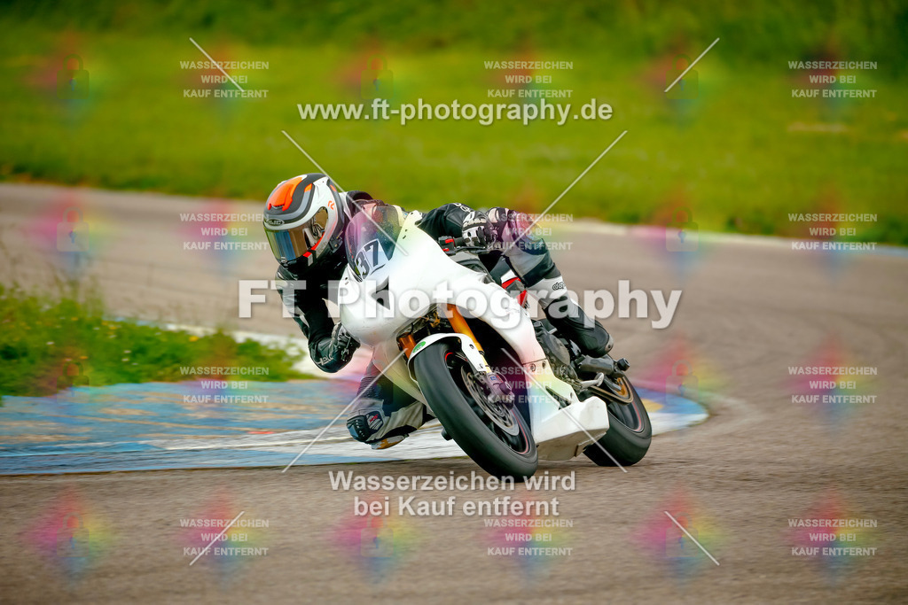 _MOT2631 | Hier findet Ihr Bilder von Touristenfahrten auf der Nürburgring Nordschleife oder von anderen Veranstaltungen die ich besucht habe. Viel Spass beim Durch Schauen 