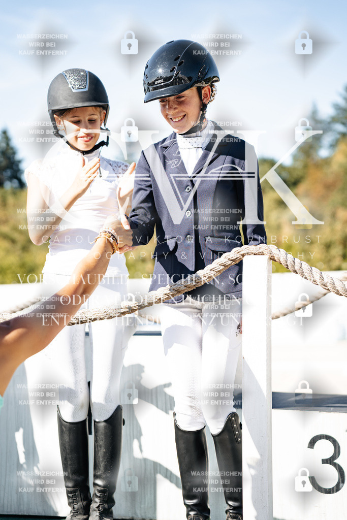 CK705003 | Turnierfotografie Pferdefotografie Trier Rheinland-Pfalz Pferdesport Reitsport Tierfotografie Sportfotografie Pferdevideo Pferdevideografie Equestrianvideography equestrianphotography  - Realisiert mit Pictrs.com