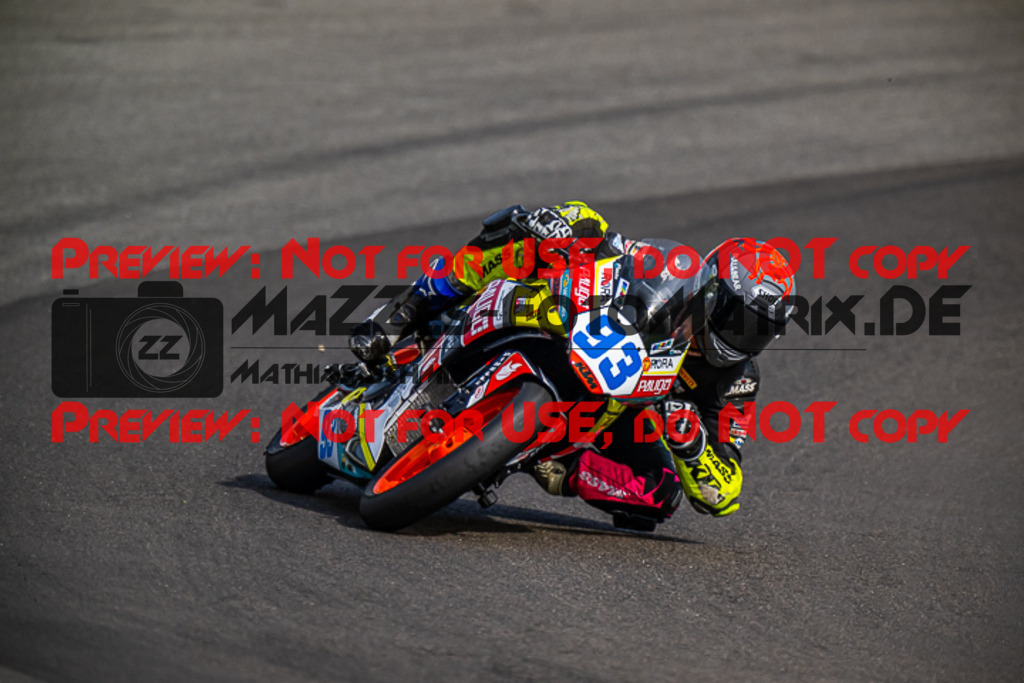 MaZZes_FotoMatrix_220923_4176 | IDM300