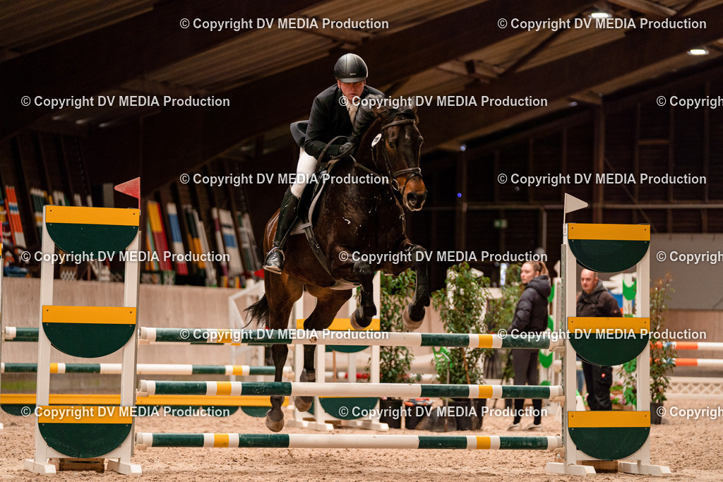 Springen Tag 2-425 | dv-media-shop - Realisiert mit Pictrs.com