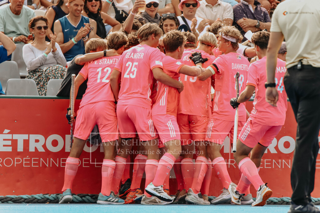 EM_MU18_F_GER-FRA_Lille_bearbeitet (181 von 433) | lanaschraderfotografie - Realisiert mit Pictrs.com