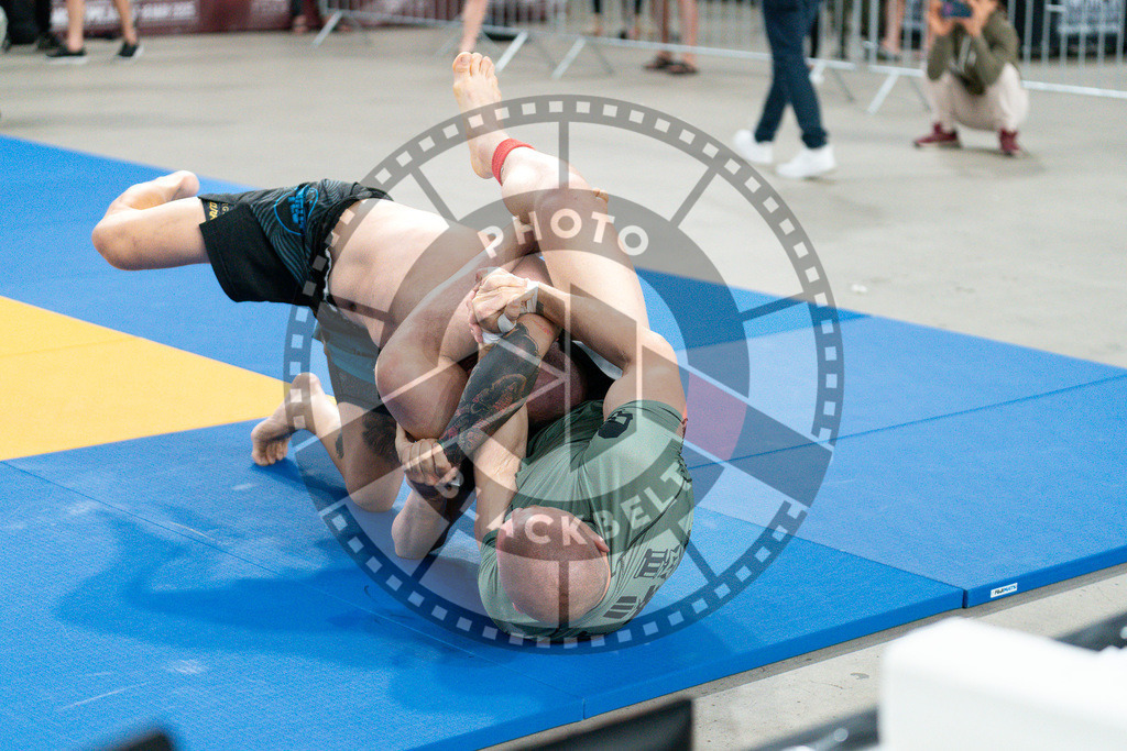 20250517PBB4877 | Athletes compete during the first day of the ADCC Amateur World Championship on May 15, 2025 in Warsaw, Poland. © Chiara Dazi / photoblackbelt