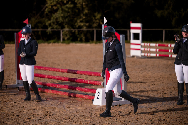 2026_10_03_Siefer-Hof_161748_Z81_93933459 | Professionelle Reitsport-, Turnier- und Eventfotografie von Robert Broda. Galerien mit ausgewählten und bearbeiteten Bildern direkt online ansehen und bestellen.