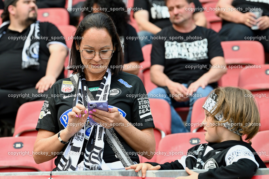 SK Puntigamer Sturm vs. SK Rapid Wien Siegerehrung, Impressionen | SK Sturm Fans, SK Puntigamer Sturm vs. SK Rapid Wien Siegerehrung, Impressionen, SK Puntigamer Sturm vs. SK Rapid Wien Siegerehrung, Impressionen am 01.05.2024 in Klagenfurt (Wörthersee Stadion ), Austria, (Photo by Bernd Stefan)