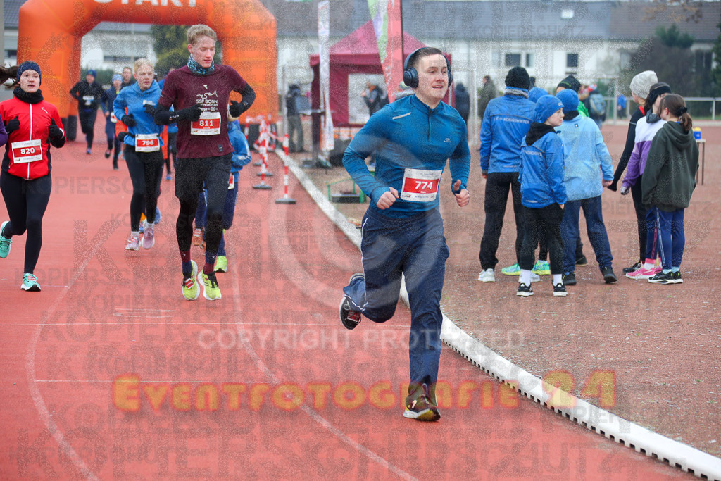 230129_1013_EX1_3419 | Sportfotografie im Rhein-Sieg Kreis, Köln, Bonn, NRW, Rheinland Pfalz, Hessen, etc. Unser Tätigkeitsfeld umfasst den Laufsport vom Volkslauf über den Marathon, Duathlon, Triathon bis zum Ultralauf wie Kölnpfad Ultra oder Schindertrail.