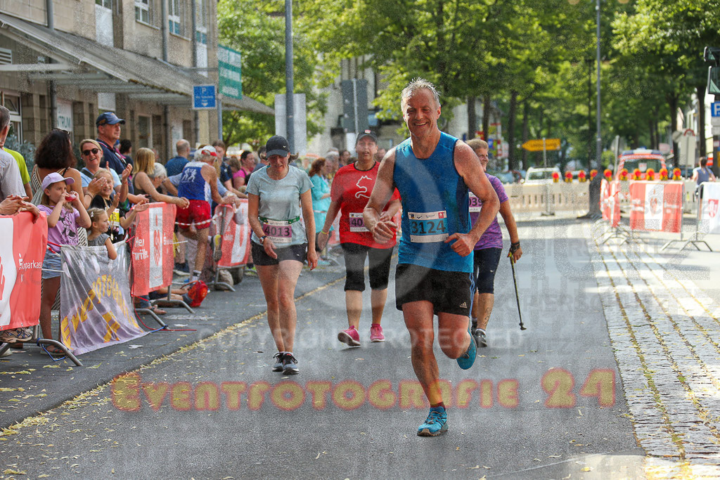 220625_1704_EX1_5997 | Sportfotografie im Rhein-Sieg Kreis, Köln, Bonn, NRW, Rheinland Pfalz, Hessen, etc. Unser Tätigkeitsfeld umfasst den Laufsport vom Volkslauf über den Marathon, Duathlon, Triathon bis zum Ultralauf wie Kölnpfad Ultra oder Schindertrail.