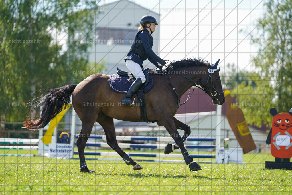 20230917-FAH09362 | Landsberg am Lech, 2023, Kaufbeuren, Kempten, Allgäu, Turnierfotografen Bayern, Fotoagentur Herrmann, Turnierbilder, Reitsport Fotos, Pferdefotograf, Augsburg, Bad Tölz, Dachau, Karlsfeld, Memmingen, Buchloe, Schwabmünchen
