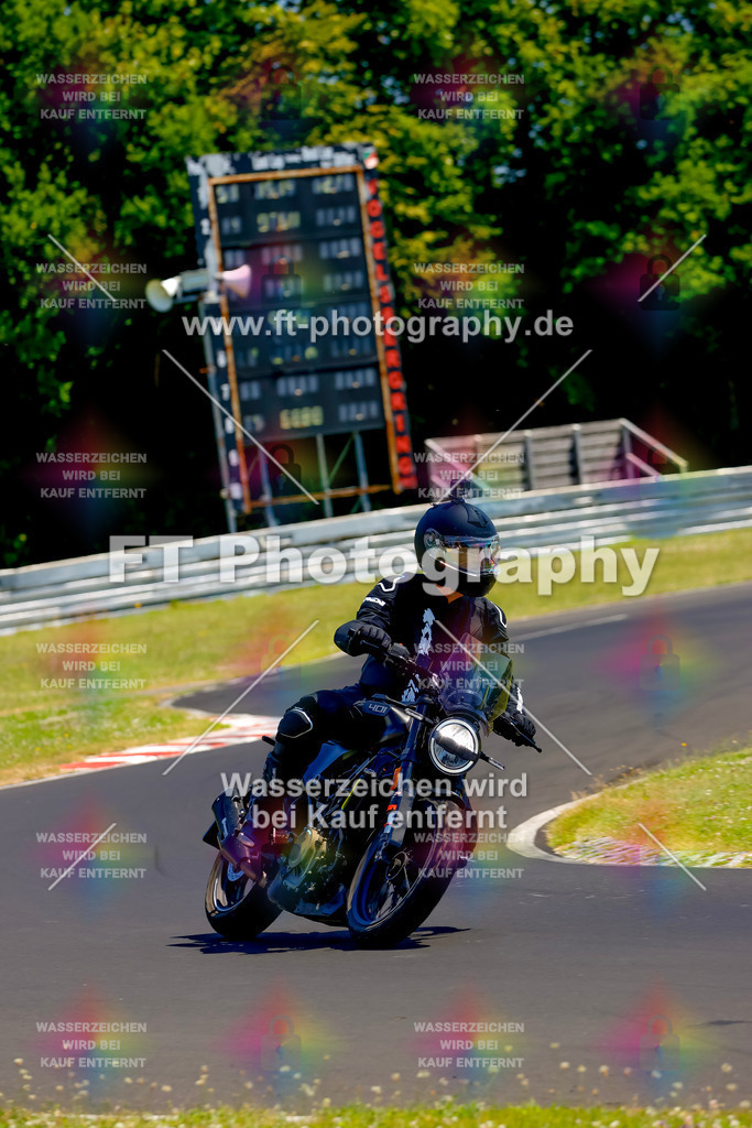 _MOT9276 | Hier findet Ihr Bilder von Touristenfahrten auf der Nürburgring Nordschleife oder von anderen Veranstaltungen die ich besucht habe. Viel Spass beim Durch Schauen 