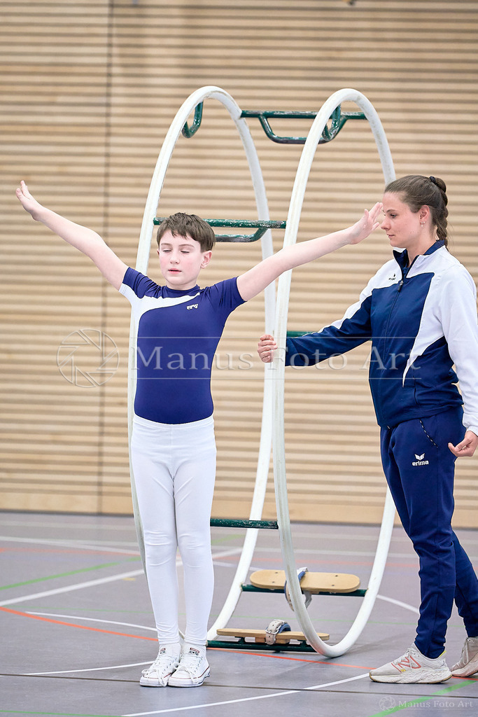 A-DSC02483 | Professionelle Sportfotografie in Hamburg, Schleswig-Holstein und Niedersachsen – spezialisiert auf Rhönrad, Geräteturnen, Leistungsturnen und rhythmische Sportgymnastik. Bundesweite Begleitung von Rhönrad-Events. Jetzt Sport-Fotos - Realisiert mit Pictrs.com
