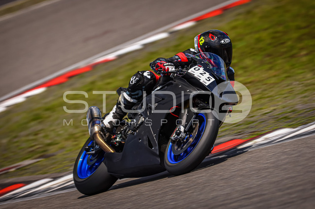 0025-240624_NR-037_25 | Deine Full-Service-Agentur für ✔️Videoproduktionen und ✔️Motorsportfotografie Jetzt Angebot anfragen!