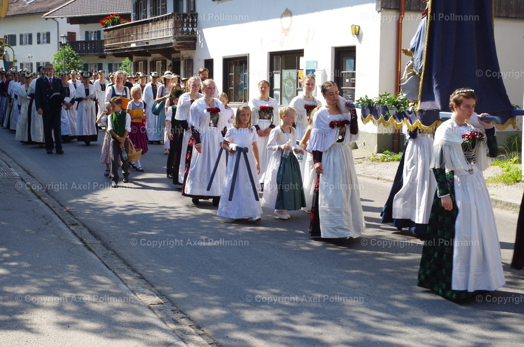 IMGP3817 | fotografiert von Axel PollmannLeonhardi Wallfahrt Benediktbeuern und Murnau, Fronleichnam, Fasching, Landschaft im Loisachtal und Benediktbeuern  - Realized with Pictrs.com