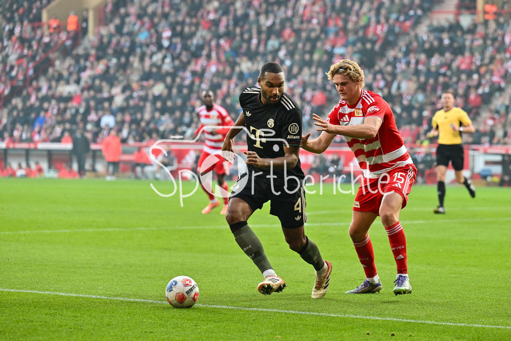 1. FC Union Berlin - FC Bayern München | Berlin, DEUTSCHLAND - 8. NOVEMBER: im Duell Jonathan TAH (FC Bayern Munich 4) und Tom ROTHE (Union Berlin 15) während dem Bundesligamatch zwischen dem 1. FC Union Berlin und dem FC Bayern München am 10. Spieltag im Stadion an der alten Försterei am 8. November 2025 in Berlin, Germany / DFL REGULATIONS PROHIBIT ANY USE OF PHOTOGRAPHS AS IMAGE SEQUENCES AND/OR QUASI-VIDEO