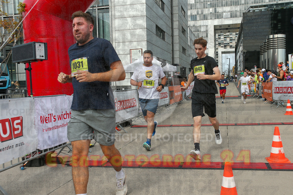 250920_1326_EX1_4543 | Sportfotografie im Rhein-Sieg Kreis, Köln, Bonn, NRW, Rheinland Pfalz, Hessen, etc. Unser Tätigkeitsfeld umfasst den Laufsport vom Volkslauf über den Marathon, Duathlon, Triathon bis zum Ultralauf wie Kölnpfad Ultra oder Schindertrail.