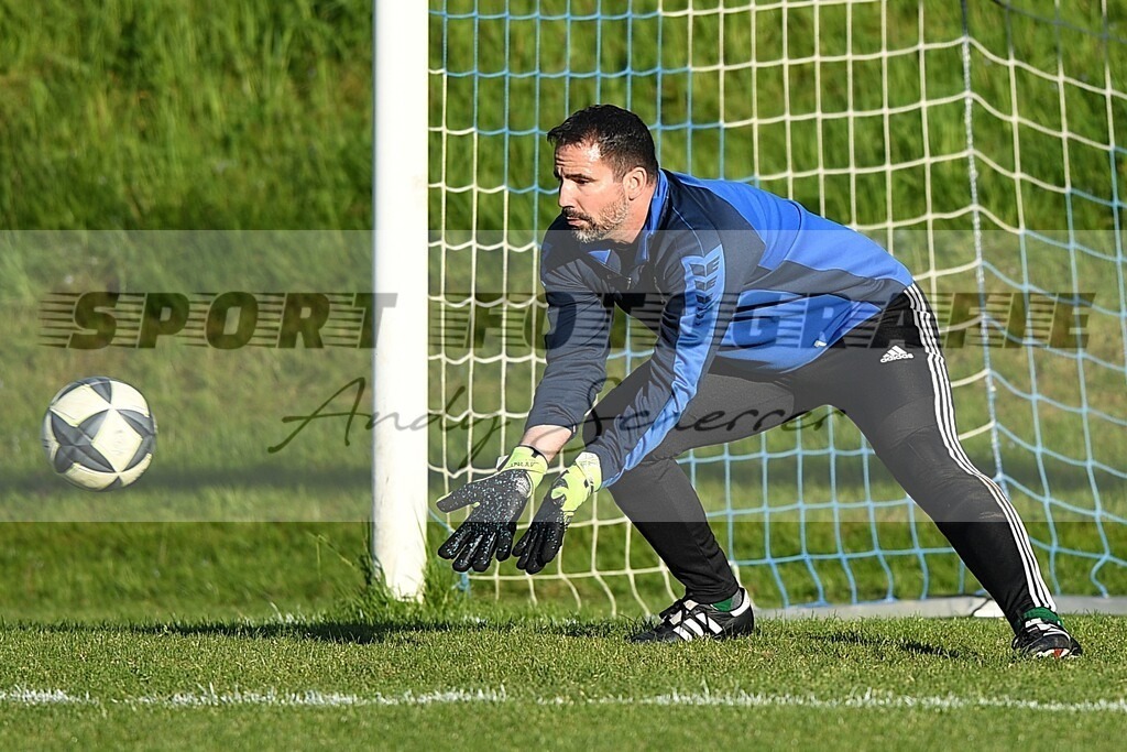aaaDSC_2482 | Kaufen Sie Sportbilder im Onlineshop von Andy Scherrer Sportfotografie. Faszinierende Bilder von Sportevents aus der ganzen Schweiz. Fussball, Frauenfussball, Unihockey, Handball, Schwingen und weiteren Sportarten. - Realisiert mit Pictrs.com