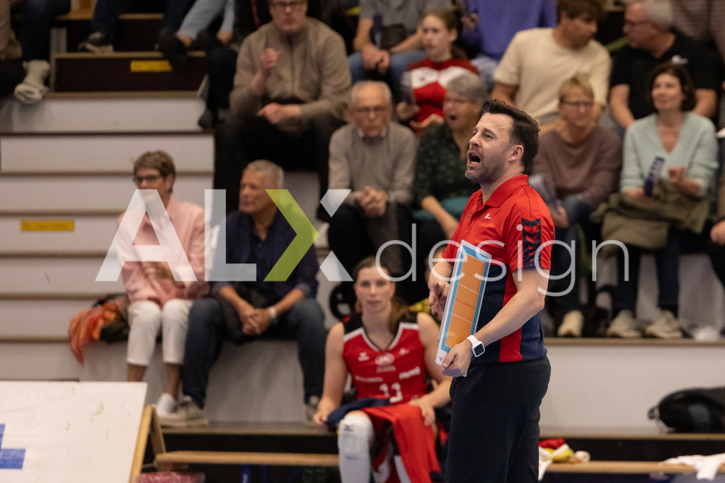 Volleyball I Frauen I Saison 2025-2026 I Volleyball NLA | Women I 1/2 Finals I  VC Kanti Schaffhausen - Sm'Aesch Pfeffingen I 18.03.2026 | Nicki Neubauer - Realisiert mit Pictrs.com