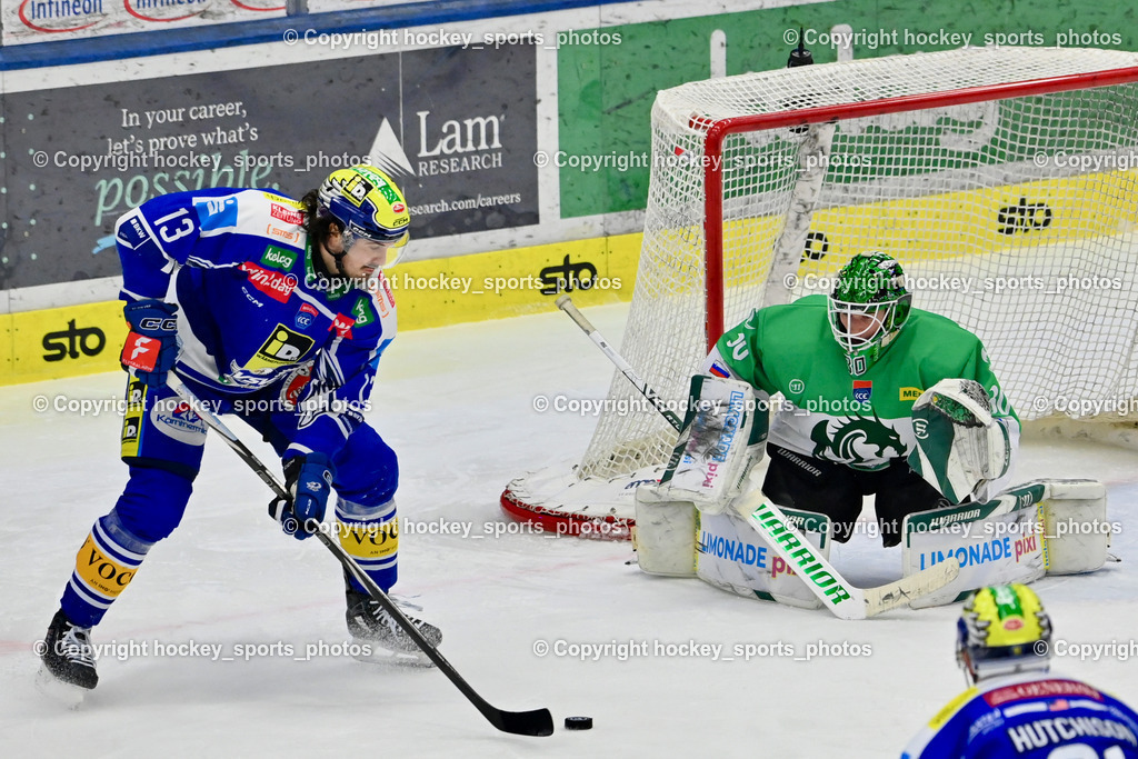 EC IDM WÄRMEPUMPEN VSV vs. Olimpija Ljubljana | #13 Adam Helewka EC VSV, #30 Luka Kolin Olimpija Ljubljana, EC IDM WÄRMEPUMPEN VSV vs. Olimpija Ljubljana, EC IDM WÄRMEPUMPEN VSV vs. Olimpija Ljubljana am 01.02.2026 in Villach (Stadthalle Villach), Austria, (Photo by Bernd Stefan)