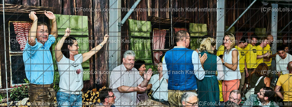 ALP5893_VOLKSFEST_Bieranstich_Ehrengaeste | (C)FotoLois.com, Alois Spandl, BIERANSTICH im Festzelt beim WIESELBURGER VOLKSFEST mit den TSCHECHEN als Vorband und dem Auftritt von Die HIGHLIGHTS, Mi 28. Juni 2023.