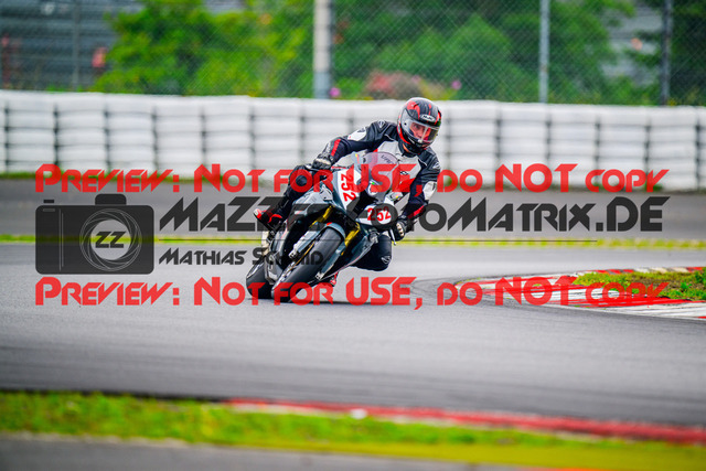 MaZZes_FotoMatrix_240804_6007705_5612 | Fotograf Mathias Schmid
Sportfotograf,
Eventfotograf,
Hochzeitsfotograf,
Portraitfotograf