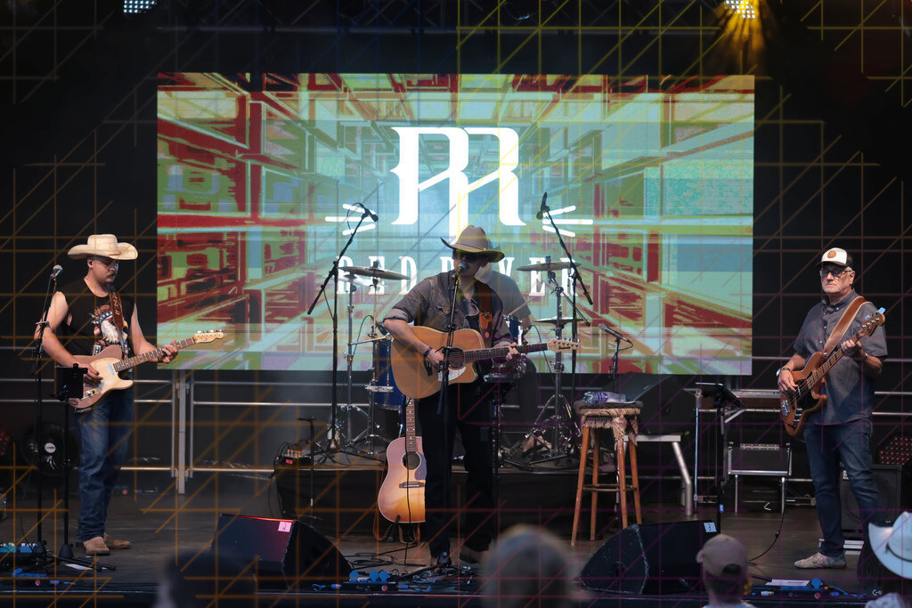 Red River Band 00125 | professionelle Sport- und Eventfotografie von Tomafocus – dynamische Bilder, emotionale Momente und hochwertige Aufnahmen für jeden Anlass. - Realisiert mit Pictrs.com