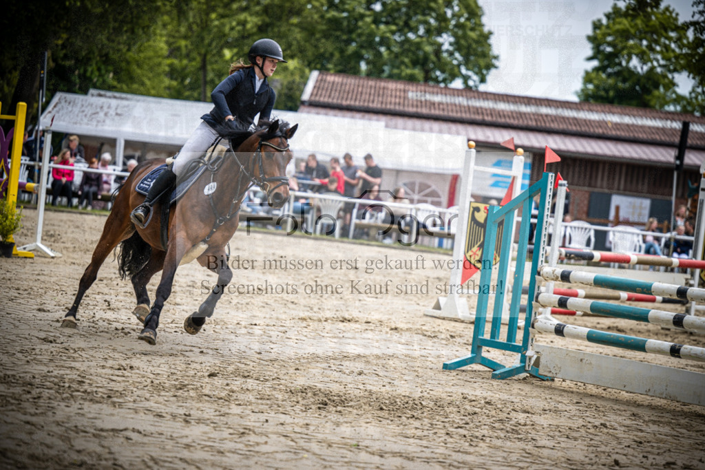 DOS_1278 | Reitturnier Venne - Realisiert mit Pictrs.com