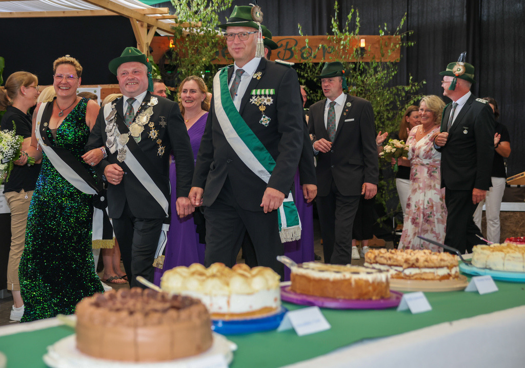 top-top.de-250704-027 | Foto, Video, Fotografie, Videografie, Fotobox, DJ, Discjockey, Musik, Musikbox, Veranstaltung, Photobooth, Amazon, Ebay, Buchtipp, Bestseller, Autor, Verlag, Buch, Wesel, Hamminkeln, NRW, Dinslaken, Rees, Drohne, Hochzeit, Party, Fotobox, Wesel, Fotograf