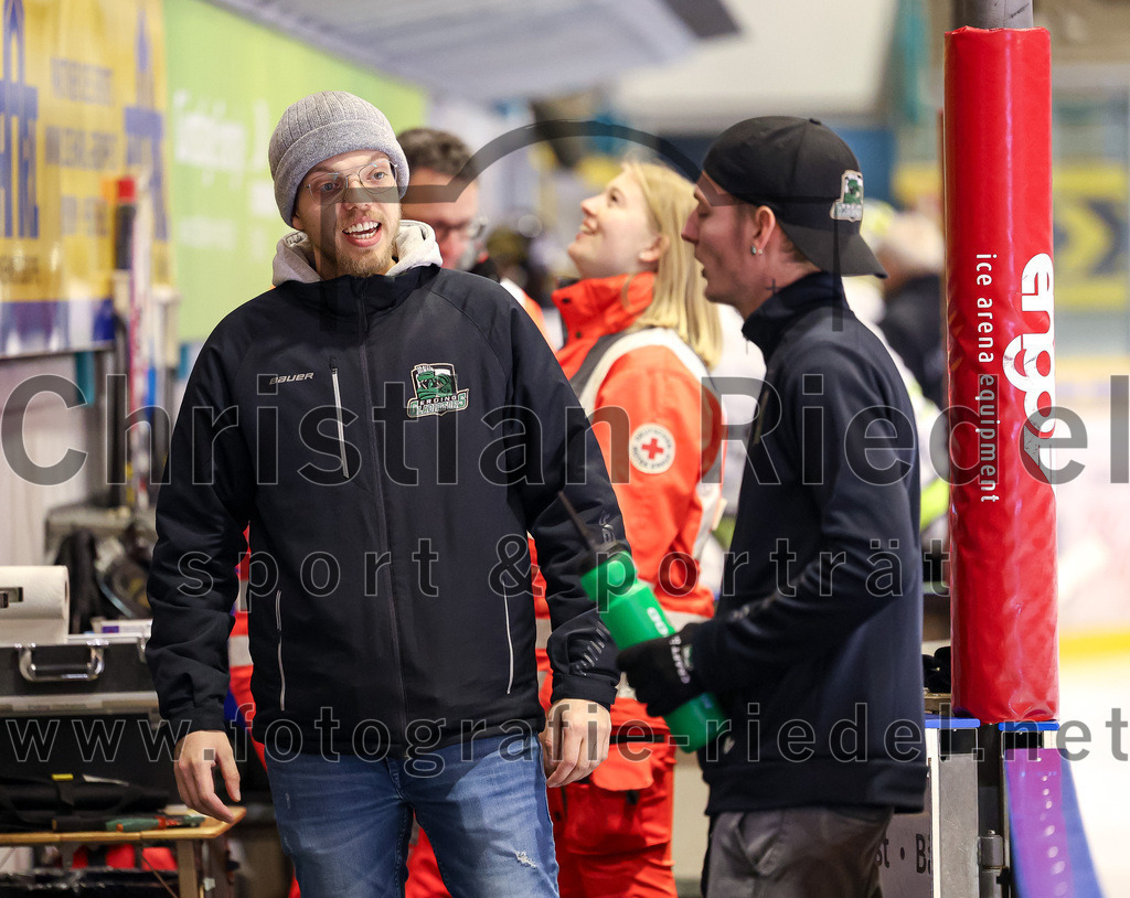 2024-02-23_076_TSV_Erding_gegen_ERSC_Amberg | Erding, Deutschland, 23.02.2024:
Eishockey, Bayernliga Playoffs 2023 / 2024, 3. Spieltag, TSV Erding gegen ERSC Amberg, Endergebnis: 2:3 n. V.

Foto: Christian Riedel / fotografie-riedel.net