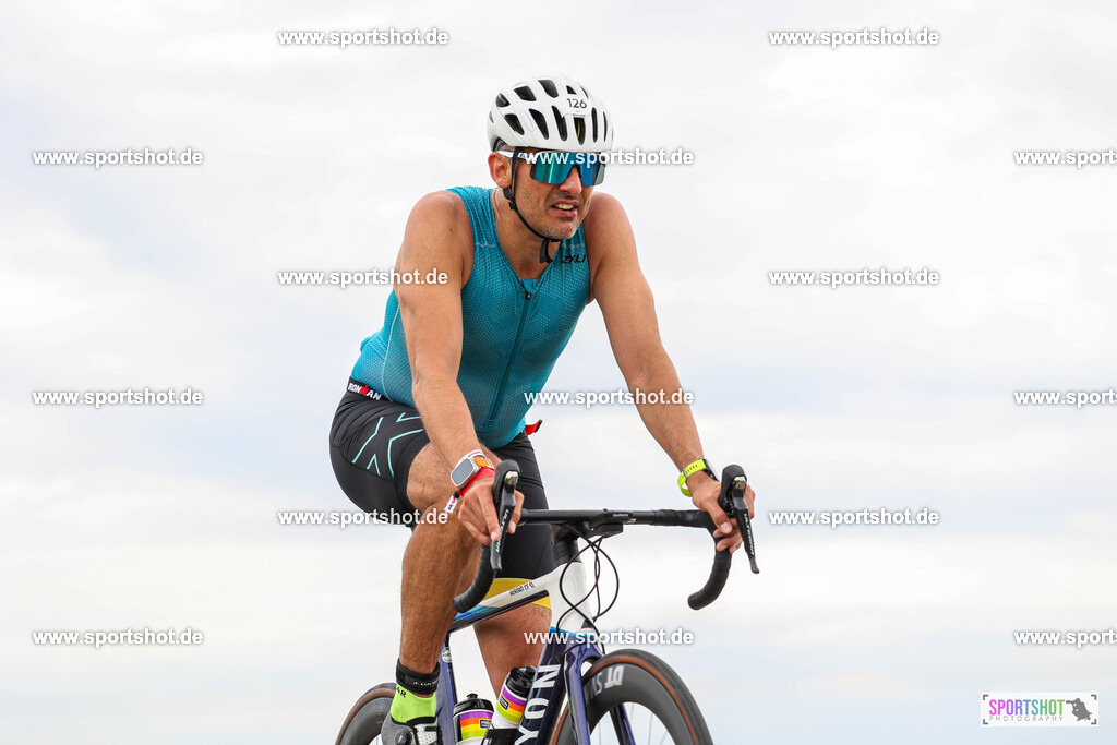BR8A6604 | Stadttriathlon Erding 2025. #yourpictrs #sportshot_your_pictrs @Sportshotphotography #stadttriathlonerding Copyright: www.sportshot.de