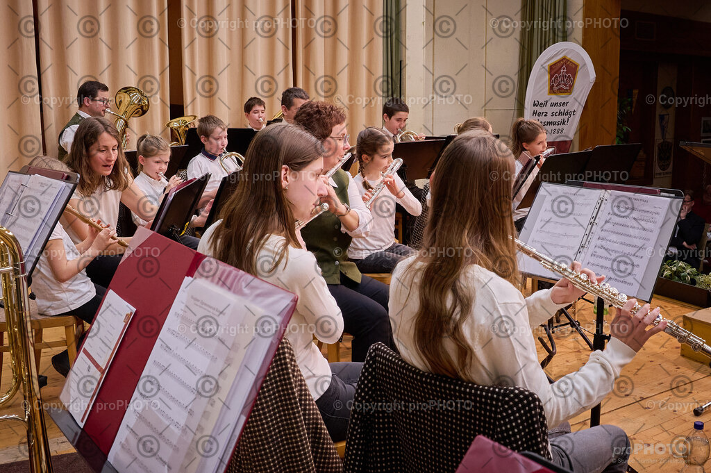 074_202601_MVS-Neujahrskonzert_NZ6_2005 | proPHOTO - Realisiert mit Pictrs.com