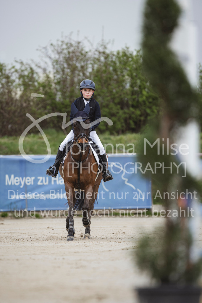 240330_Fruehlingsfest_Stil-A2-1-621 | Deine schönsten Turniermomente als professionelle Fotos! Entdecke hochwertige Pferdesport-Fotografie im Online-Shop. Jetzt Fotos finden & bestellen!