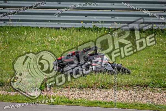 pubi7306 | Professionelle Fotos von Sportveranstaltungen, aber auch Hochzeiten und anderen Events. - Realisiert mit Pictrs.com