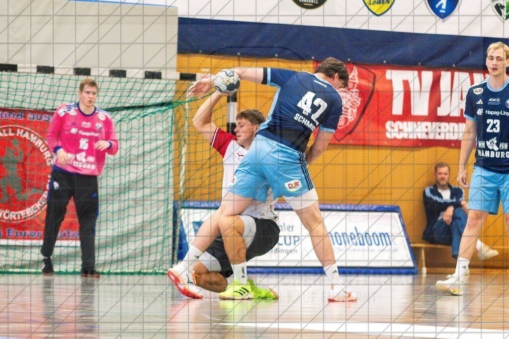 IHC 2026 - Handball-Club Hamburg vs. HØJ Elite | Jan Christian Schmidt (Handball-Club Hamburg #42); IHC 2026 - Handball-Club Hamburg vs. HØJ Elite am 07.08.26 in Sporthalle KGS, Schneverdingen - Realisiert mit Pictrs.com