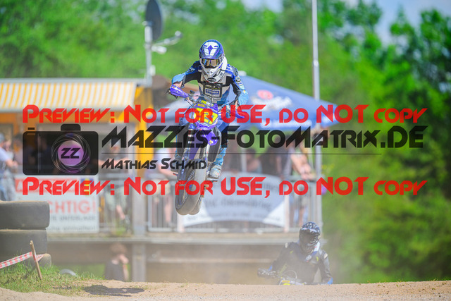 MaZZes_FotoMatrix_240512_6007705_0781 | S2