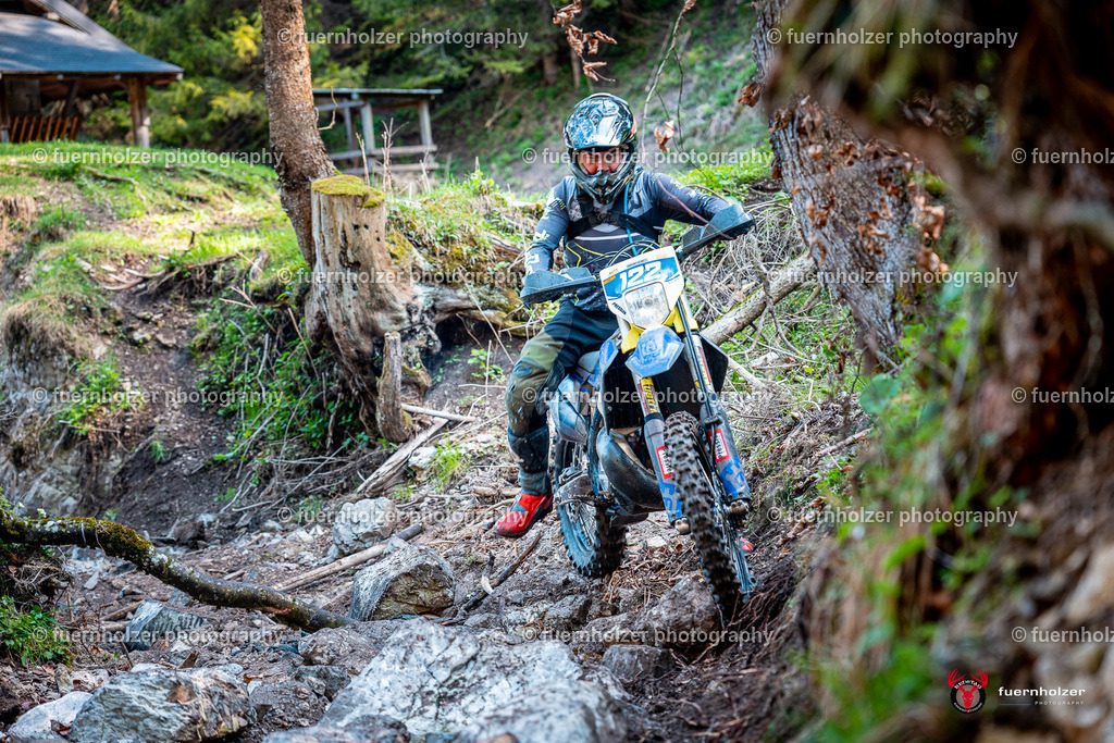 fuernholzer_250501-C1-258 | Fotografische Impressionen von der Red Stag Enduro Extreme by fuernholzer-photography.com. Endurosport in Österreich fotografisch festgehalten von fuernholzer. Auftragsfotografie für Private, Gewerbefotos und Industriefotografie. Eventfotografie, Sportfotografie und Motorsportfotografie. Anbieter von Fotoworkshops, Fototraining, fotografischen Vorträgen und Fotoseminaren.