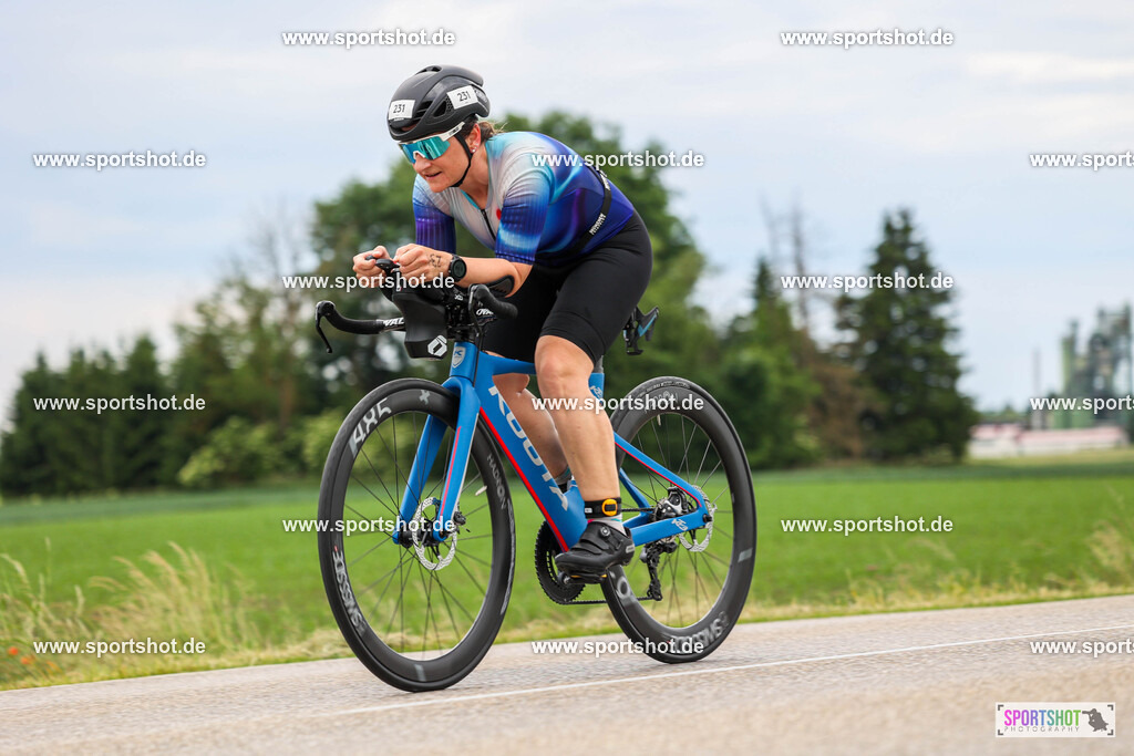 BR8A6283 | Stadttriathlon Erding 2025. #yourpictrs #sportshot_your_pictrs @Sportshotphotography #stadttriathlonerding Copyright: www.sportshot.de