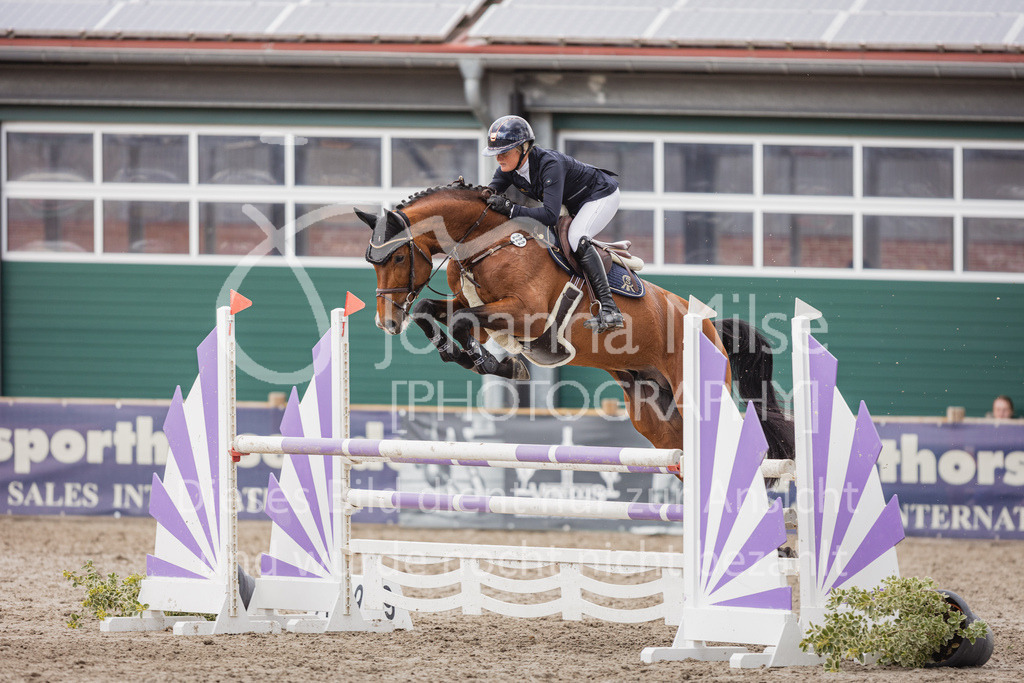 230411_Mühlen_03SprPf-L-470 | Deine schönsten Turniermomente als professionelle Fotos! Entdecke hochwertige Pferdesport-Fotografie im Online-Shop. Jetzt Fotos finden & bestellen!