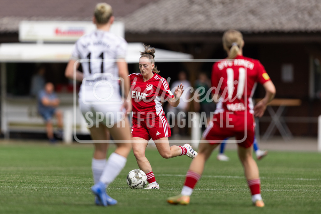 Fußball I Frauen I Testspiel I SpVg Aurich - DJK Arminia Ibbenbüren I 15341 | realhellocedii - Realisiert mit Pictrs.com
