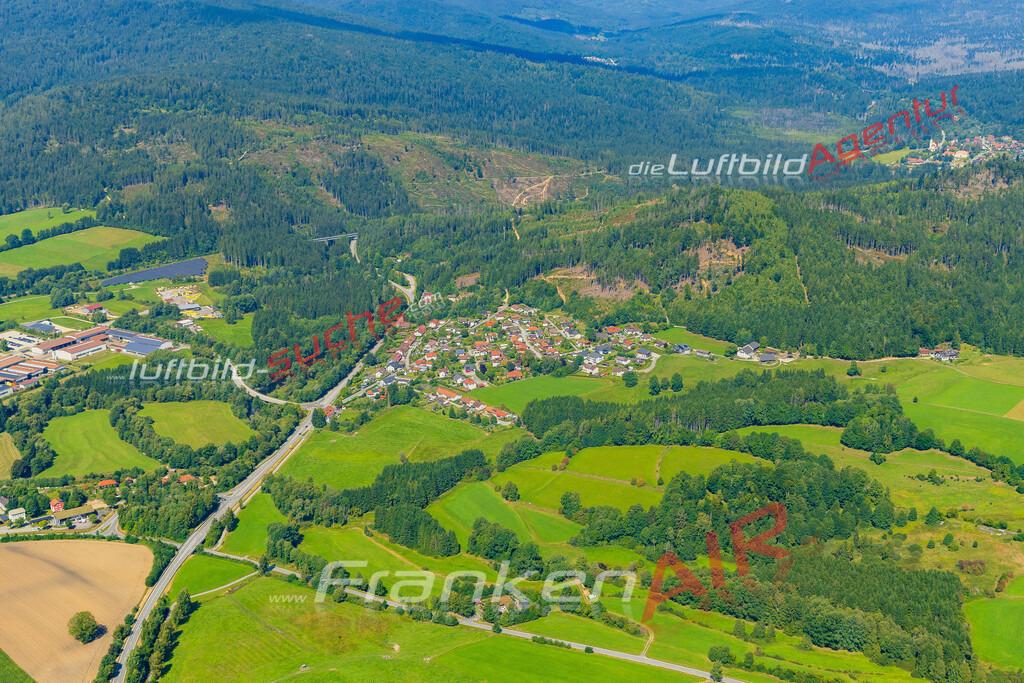 luftbild-theresienthal-zwiesel-luftbild-vs-drohnen-fotograf-7501-jahr-2025 | Schöne Luftaufnahme als Geschenk in Theresienthal Zwiesel - Die Luftbildaufnahme wurde 2025 vom UL-Flugzeug heraus erstellt ( keine Drohne ) - Hochauflösende Luftaufnahme -Nicht vergleichbar mit Google Maps oder Satelittenbilder- Die Geschenkidee !Mit Lizenz und Bildrechte bestellbar