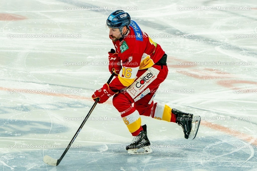xKKUx01032601007 | 01.03.2026, xkkux, Eishockey, DEL2, Düsseldorfer EG - Bietigheim Steelers, PSD Bank Dome Düsseldorf: Kyle Cumiskey (DEG #16)