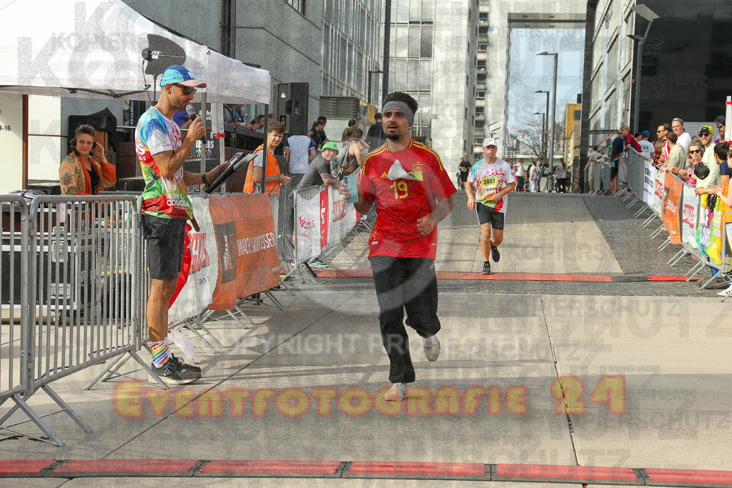 250920_1534_EX1_0039 | Sportfotografie im Rhein-Sieg Kreis, Köln, Bonn, NRW, Rheinland Pfalz, Hessen, etc. Unser Tätigkeitsfeld umfasst den Laufsport vom Volkslauf über den Marathon, Duathlon, Triathon bis zum Ultralauf wie Kölnpfad Ultra oder Schindertrail.