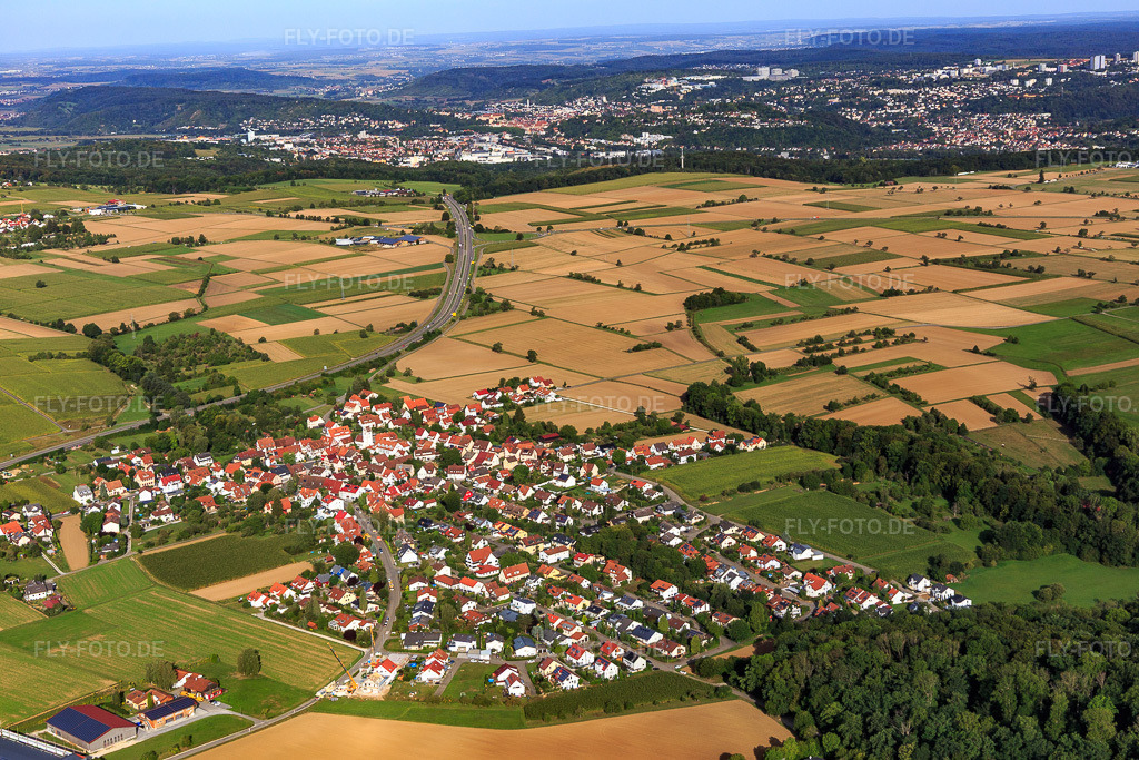 Luftbild: Ortsansicht von Süden im Ortsteil Jettenburg in Kusterdingen im Bundesland Baden-Württemberg in Deutschland. Foto: IMG_008644.jpg vom 27.08.2020 durch Werner Riehm/FLY-FOTO.de
