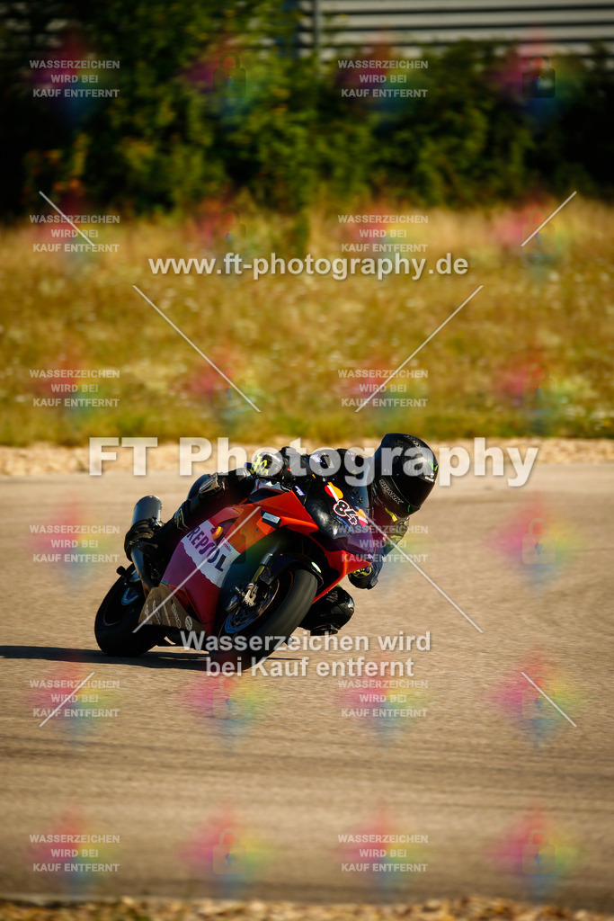 _MOT8523 | Hier findet Ihr Bilder von Touristenfahrten auf der Nürburgring Nordschleife oder von anderen Veranstaltungen die ich besucht habe. Viel Spass beim Durch Schauen 