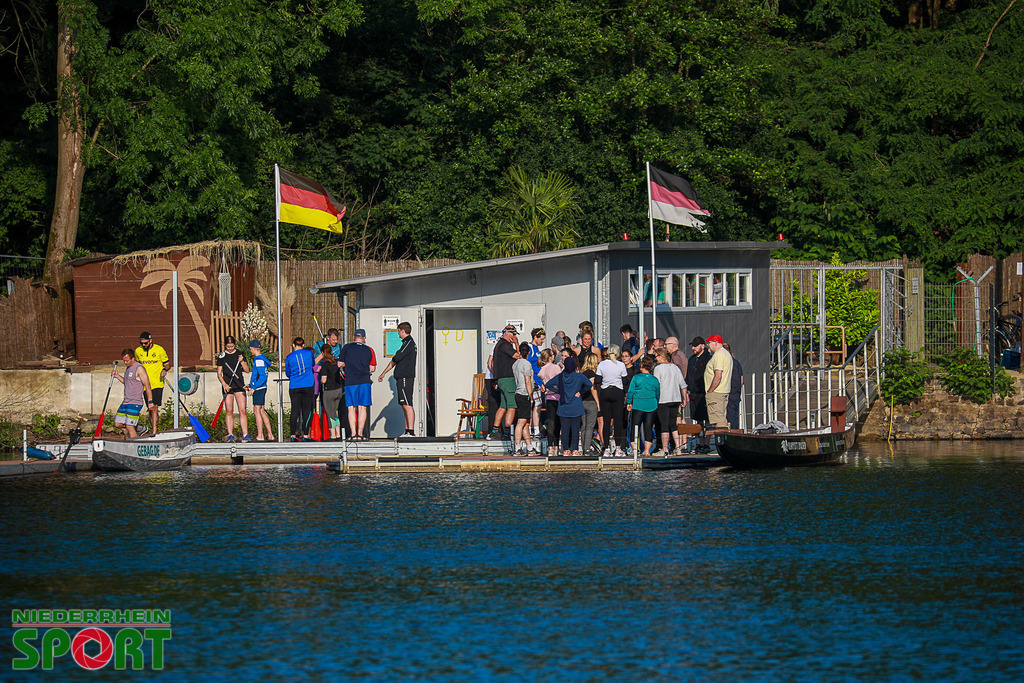 Drachenboot-Training_Wedau110625_001 | Bildergalerie von Sport-Ereignissen aber auch von weiteren spannenden Dingen - nicht nur vom Niederrhein. In Anlehnung an den bekannten Spruch von Hanns Dieter Hüsch heißt das Motto: "Niederrhein ist überall".  - Realisiert mit Pictrs.com