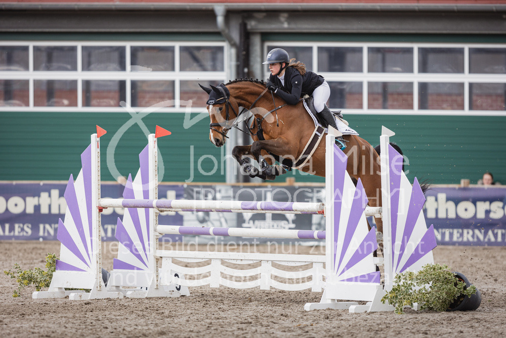 230411_Mühlen_03SprPf-L-411 | Deine schönsten Turniermomente als professionelle Fotos! Entdecke hochwertige Pferdesport-Fotografie im Online-Shop. Jetzt Fotos finden & bestellen!