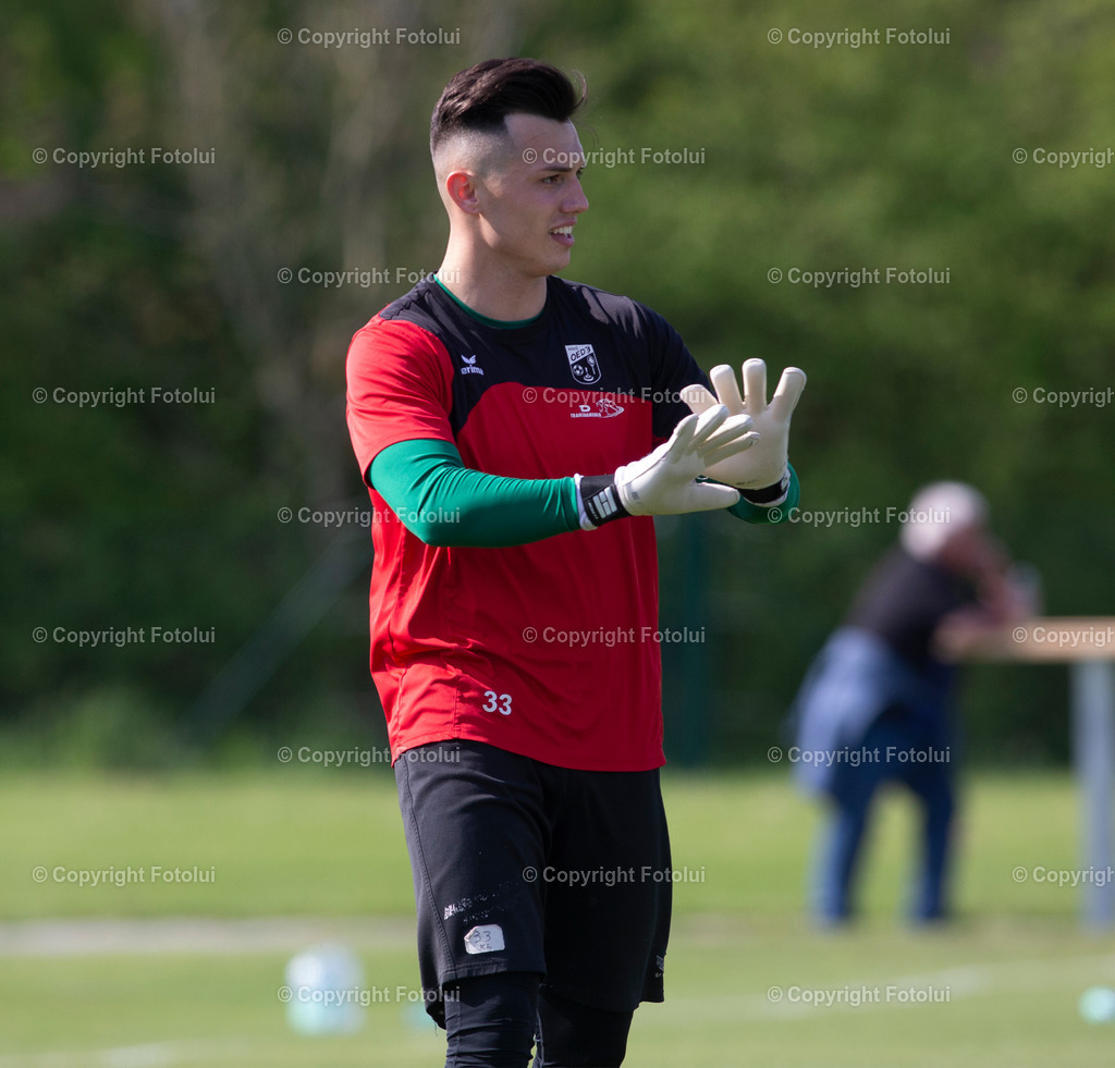 A_LUI_30042022_1 | SPORT,FUSSBALL,LT1 OOE LIGA ASKOE OEDT-DONAU LINZ 30.04..2022 IM BILD:  KAI LANG (OEDT)  FOTO:FOTOLUI
