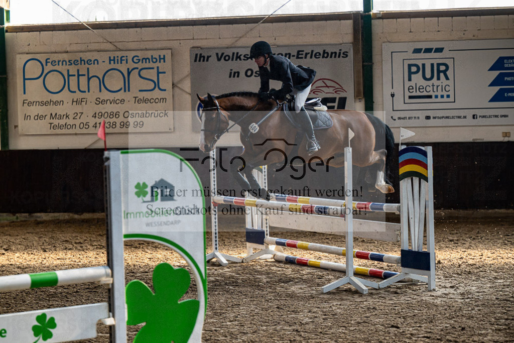 20240308-DOS_3025 | Entdecke hochwertige Reitturnierfotos von Foto Oger. Professionell, emotional und authentisch – jetzt Lieblingsmomente im Shop bestellen.Deutschlandweite Turnierfotografie. - Realisiert mit Pictrs.com