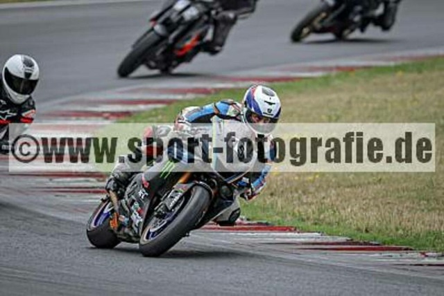 spof5031 | Professionelle Fotos von Sportveranstaltungen, aber auch Hochzeiten und anderen Events. - Realisiert mit Pictrs.com