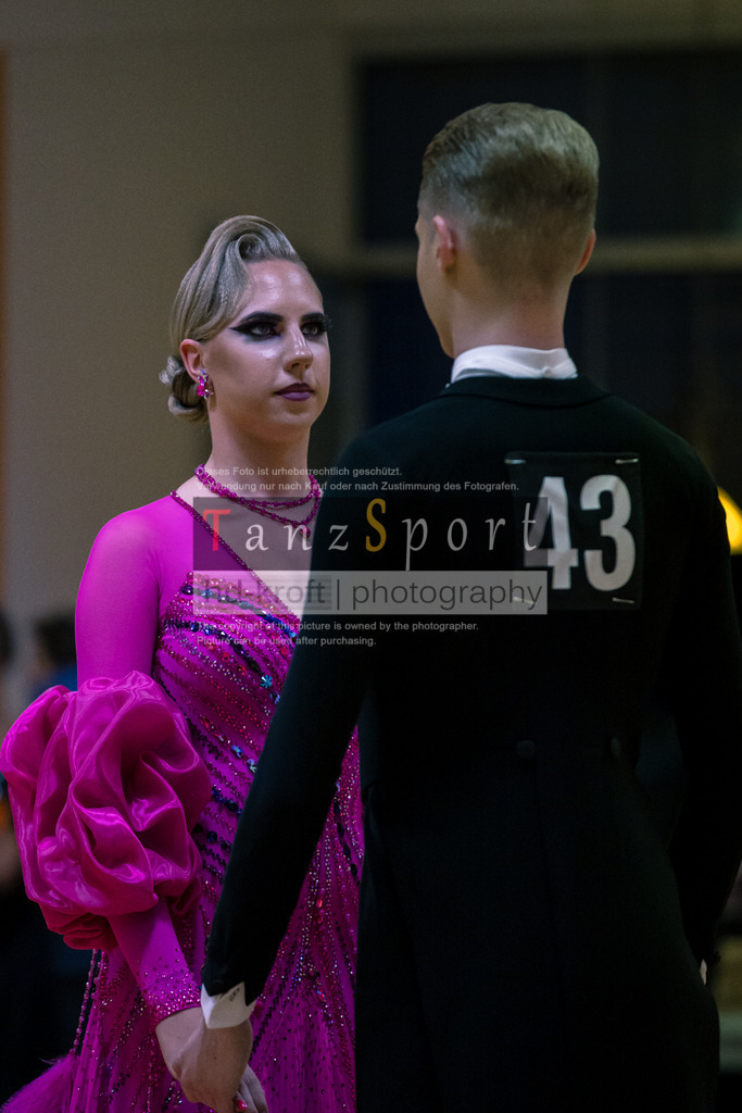 20250906_LM_By_HGR-S-Std_7150 | Tanzsportbilder, Standardtanz, Lateintanz, WDSF, DTV, LTVB, dancecomp, goc, hessen tanzt, blaues band der spree, walzer, tango, wiener walzer, slowfox, quickstepp, samba, rumba, cha-cha-cha, paso doble. jive, hd-kroft photography, turniertanzsport