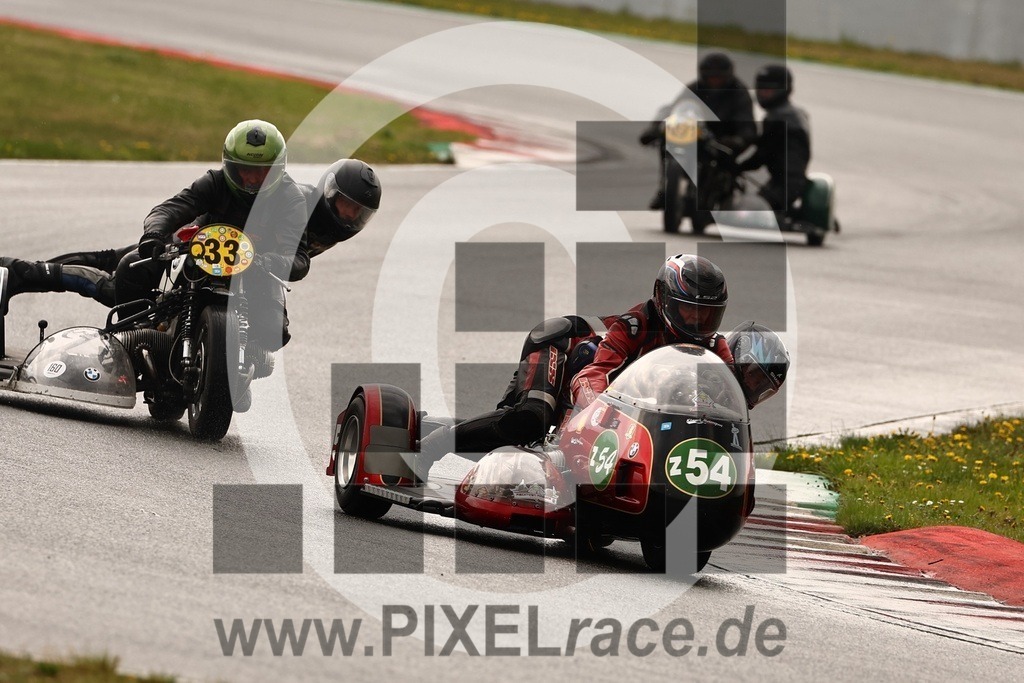 0q33-20260418_04208 | Schöne Erinnerungen an spannende Momente - das festzuhalten ist unser Job. PIXELrace.de ist seit 2003 auf den Rennstrecken Europas unterwegs um die Action draußen beim Fahren und die wunderbare Stimmung imm Fahrerlager für euch einzufangen.