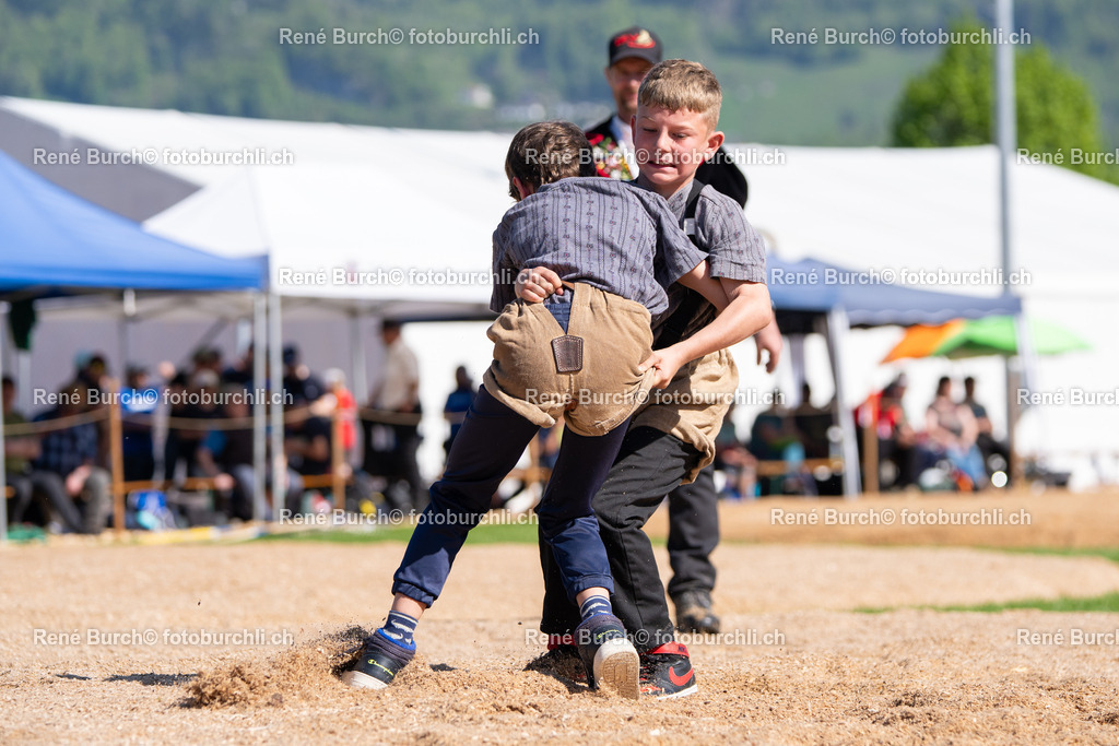 BUR03587 | René Burch leidenschaftlicher Fotograf aus Kerns in Obwalden.  Hier finden sie Sport, Landschaft und Natur Fotografie.
 - Realisiert mit Pictrs.com